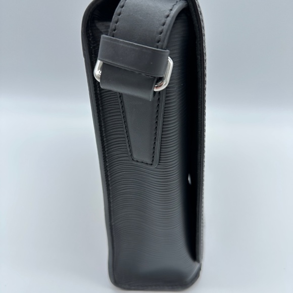 Louis Vuitton Harrington PM Messenger Epi Leather Noir Brand New with Tags - Picture 10 of 16